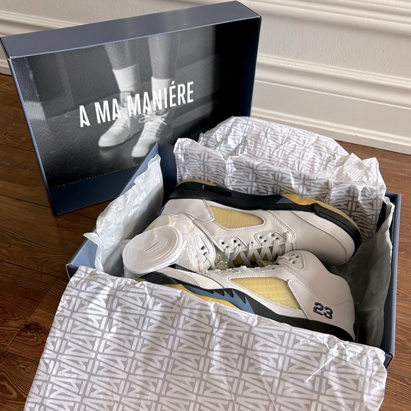 Deadstock - Air Jordan 5 x A Ma Maniére “Dawn” 2023 release - Picture 4 of 10